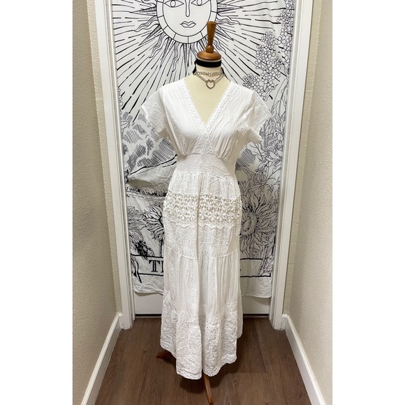 🌈 Beautiful maxi lace dress - Picture 2 of 12